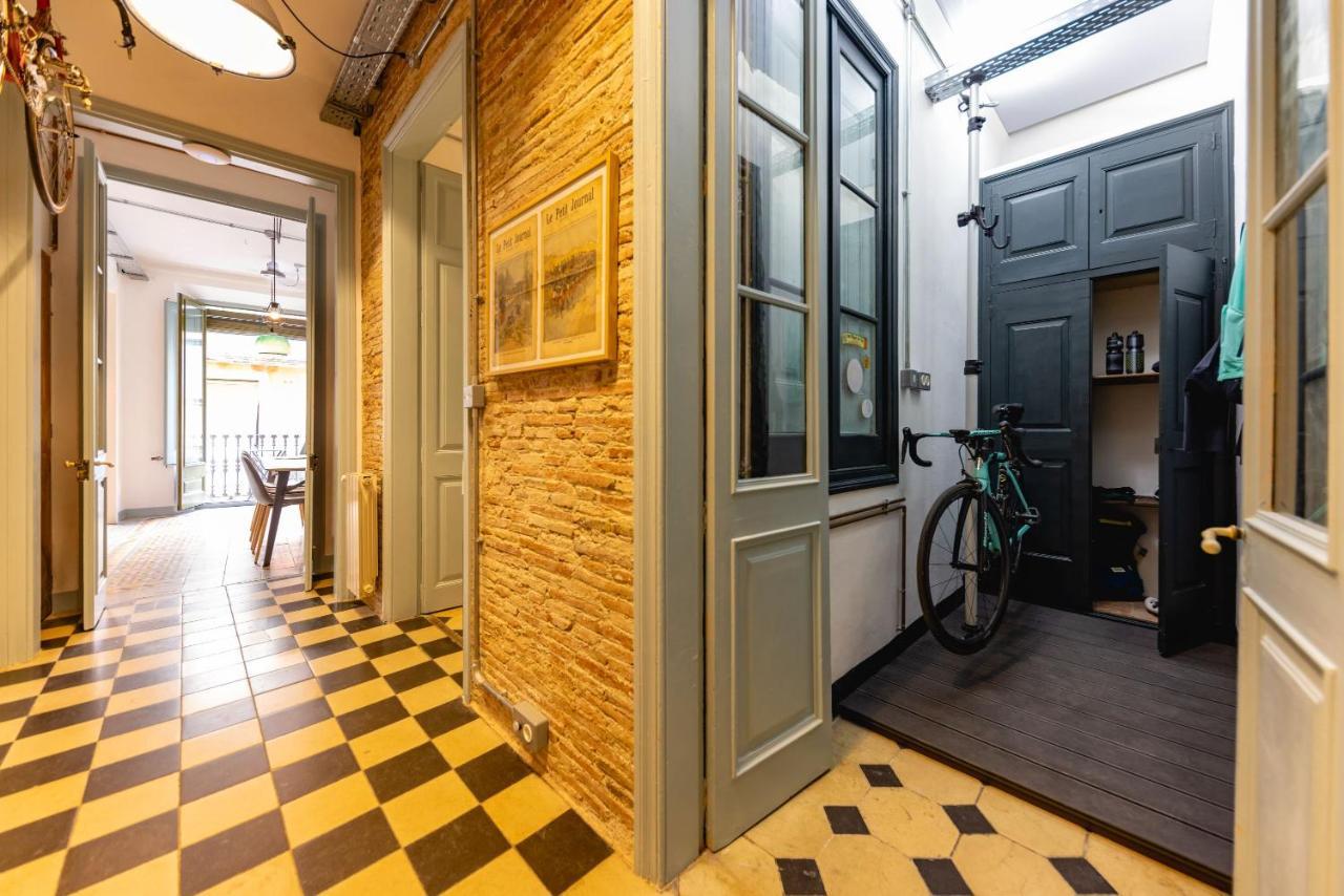 Bravissimo Les Rajoles, Unique 3-Bedroom Apartment Girona Esterno foto
