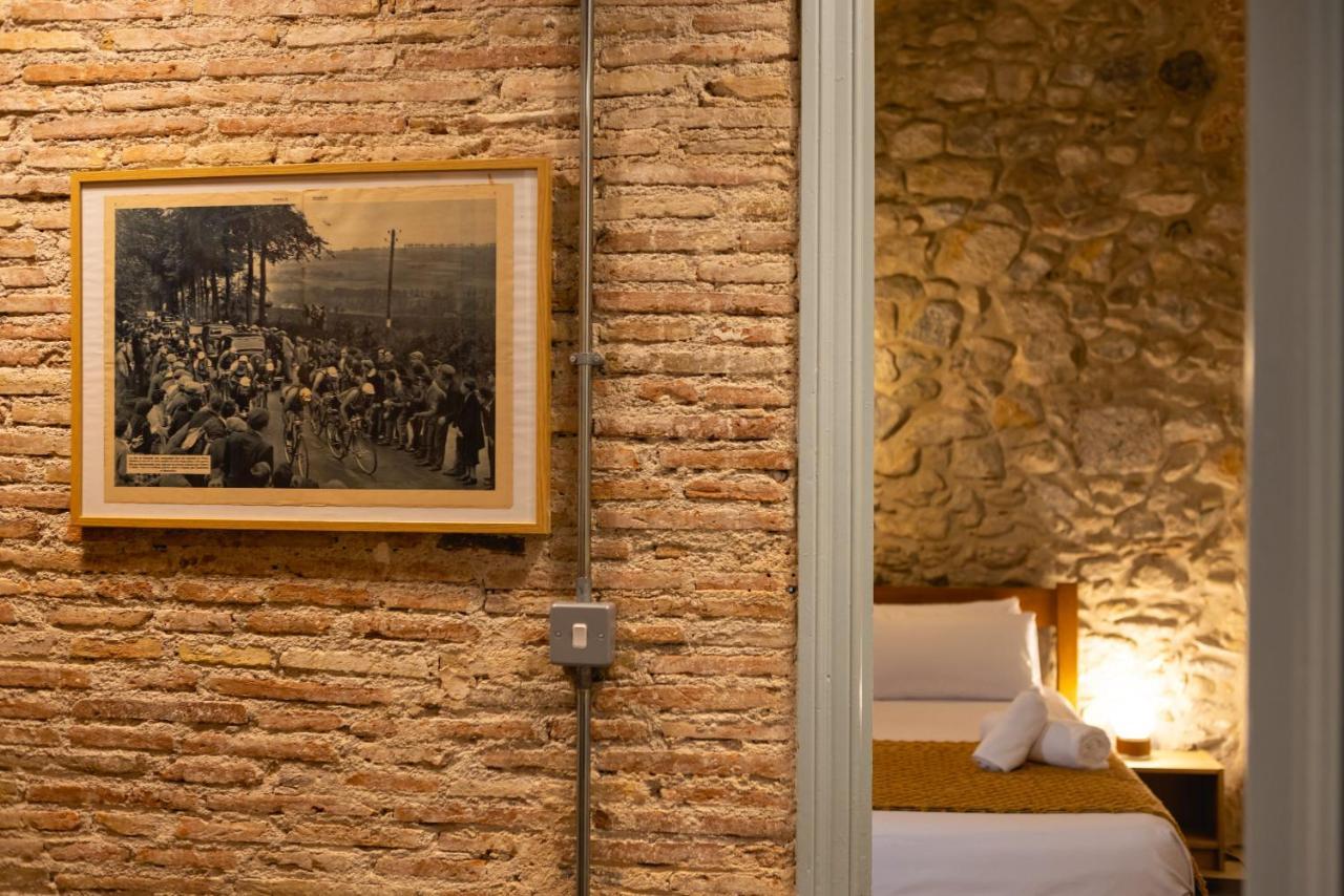 Bravissimo Les Rajoles, Unique 3-Bedroom Apartment Girona Esterno foto